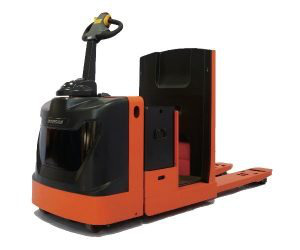 7 Series Center-Controlled Rider Pallet Jack